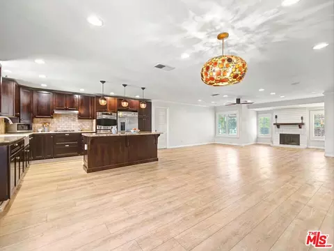 670 Tranquil Ln, Simi Valley, CA 93065 photo 20