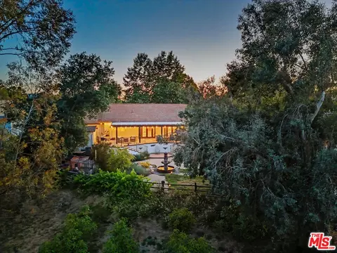 670 Tranquil Ln, Simi Valley, CA 93065 photo 57