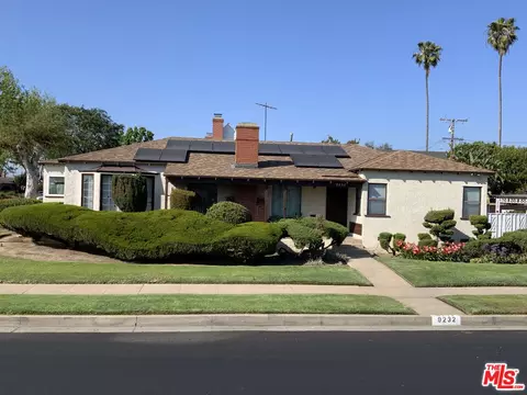 9232 S 2nd Ave, Inglewood, CA 90305
