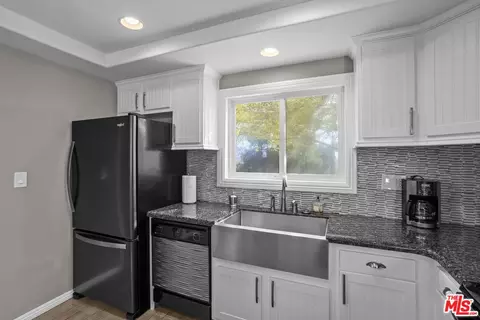 Kitchen - 36880 E Benton Rd, Temecula, CA 92592 photo 3 of 5