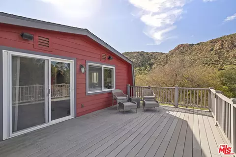 Exterior - 36880 E Benton Rd, Temecula, CA 92592 photo 4 of 12