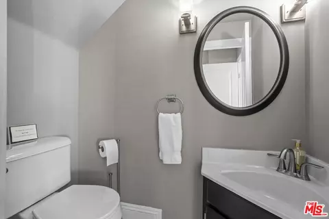 Bath - 36880 E Benton Rd, Temecula, CA 92592 photo 1 of 6