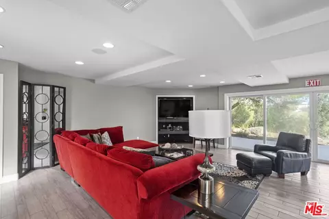 Living - 36880 E Benton Rd, Temecula, CA 92592 photo 1 of 3