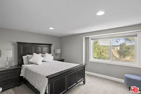 Bedroom - 36880 E Benton Rd, Temecula, CA 92592 photo 1 of 8