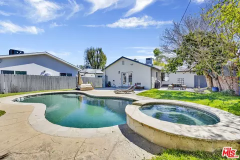 15513 Cohasset St, Van Nuys, CA 91406