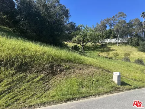 3010 Foothill, Westlake Village, CA 91361