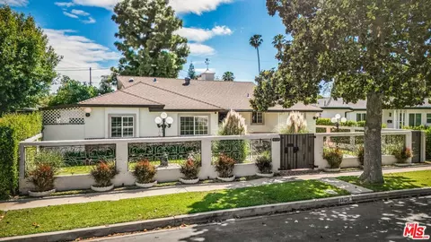19120 Hartland St, Reseda, CA 91335
