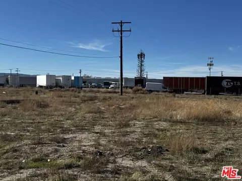 Undisclosed, Lancaster, CA 93534 photo 2