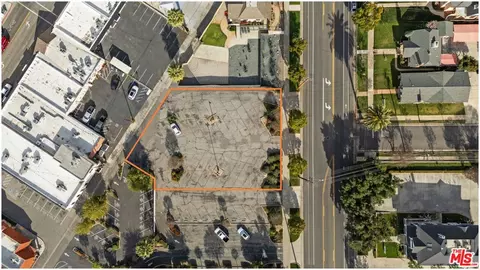 211 E Olive Ave, Redlands, CA 92373 photo 6