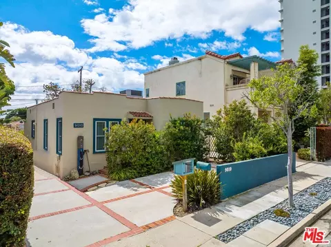 9010 Norma Pl, West Hollywood, CA 90069