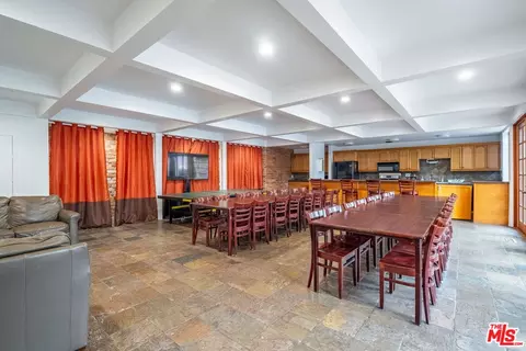 6425 Green Valley Cir #102, Culver City, CA 90230