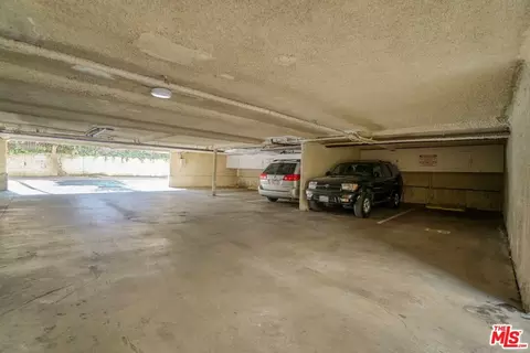 Exterior - 15022 Vanowen St, Van Nuys, CA 91405 photo 2 of 6