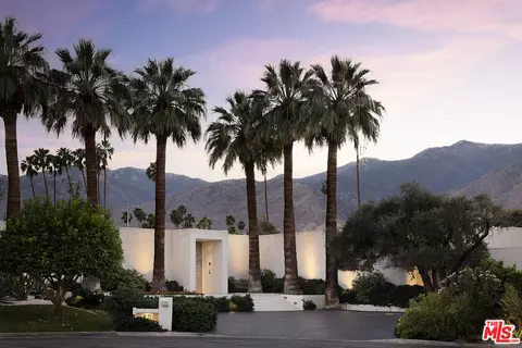 1255 E Via Estrella, Palm Springs, CA 92264
