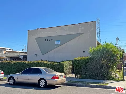 1130 W 97th St, Los Angeles, CA 90044