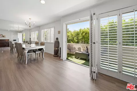 2301 S Beverly Glen Blvd #105, Los Angeles, CA 90064