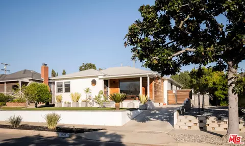 8130 Fordham Rd, Los Angeles, CA 90045