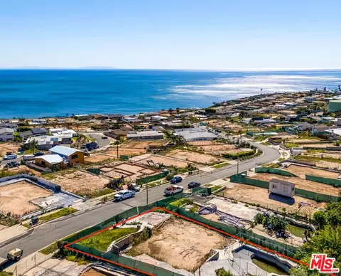 3637 Seahorn Dr, Malibu, CA 90265