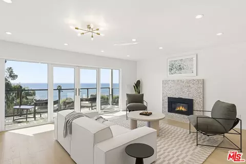 2442 S Coast Hwy #3, Laguna Beach, CA 92651