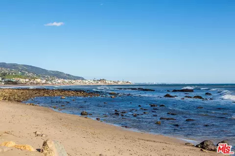 24102 Malibu Rd, Malibu, CA 90265