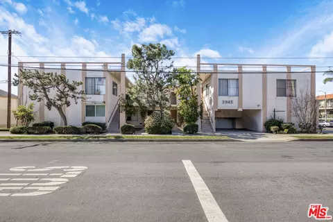 3945 Frances Ave, Los Angeles, CA 90066