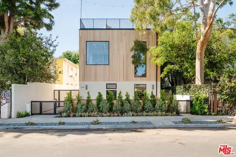 611 Broadway St, Venice, CA 90291