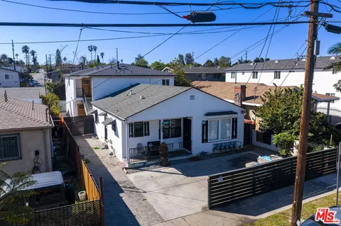 3468 W 71st St, Los Angeles, CA 90043