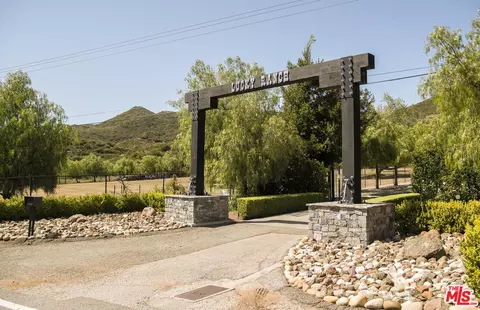 33269 Mulholland Hwy, Malibu, CA 90265