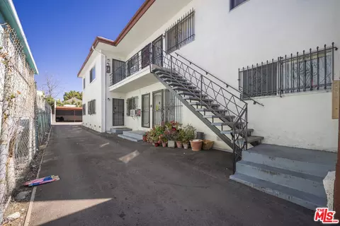 1204 S Hobart Blvd, Los Angeles, CA 90006