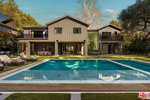 4565 Encino Ave, Encino, CA 91316