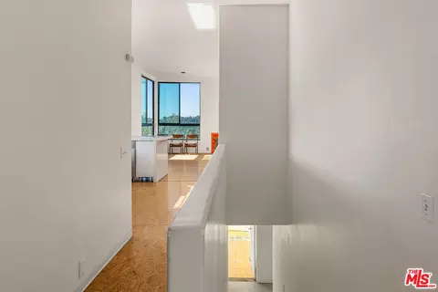 1740 Kilbourn St, Los Angeles, CA 90065