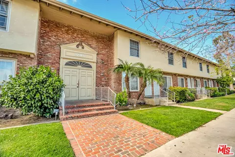 10065 De Soto Ave #304, Chatsworth, CA 91311