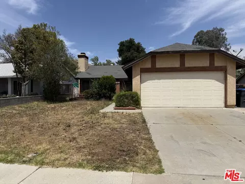 22740 Kinross Ln, Moreno Valley, CA 92557