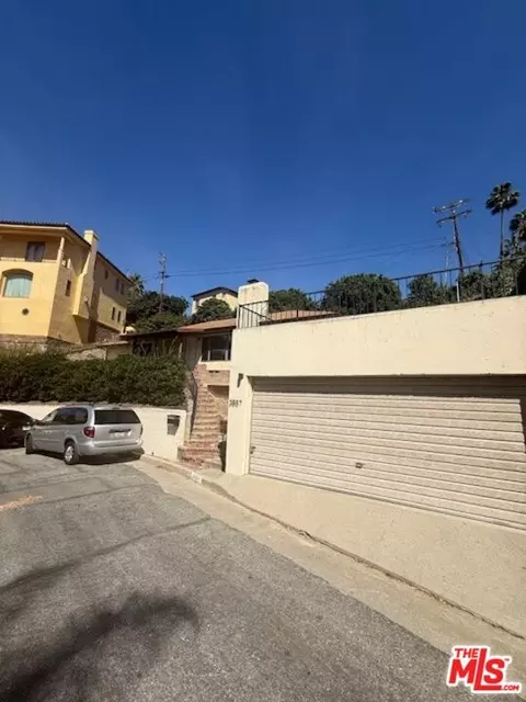 3857 Sunbeam Dr, Los Angeles, CA 90065