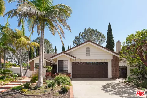3714 Newcrest Pt, San Diego, CA 92130