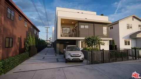 715 E 41st Pl, Los Angeles, CA 90011