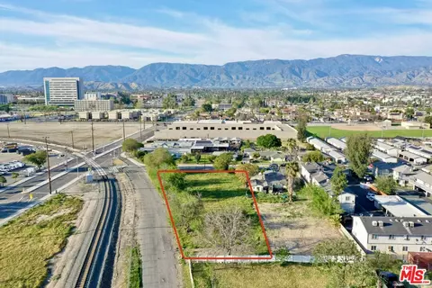 125 Julia St, San Bernardino, CA 92408