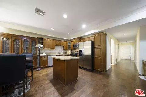 440 S Occidental Blvd #204, Los Angeles, CA 90057