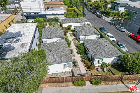 649 Rose Ave, Venice, CA 90291