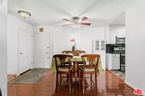 5460 White Oak Ave #G217, Encino, CA 91316