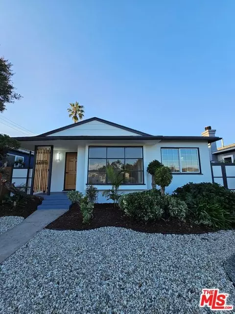 12865 Gilmore Ave, Los Angeles, CA 90066