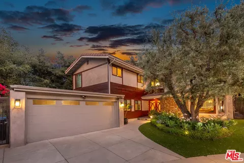 3740 Montuso Pl, Encino, CA 91436
