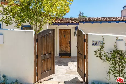 8754 Arlene Ter, Los Angeles, CA 90046