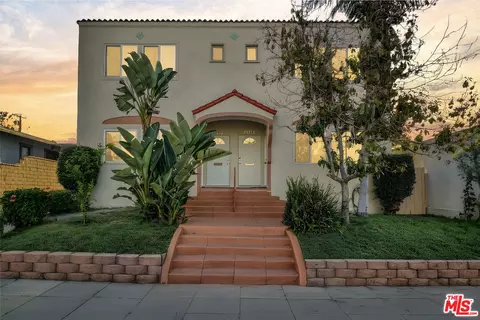 2536 Atlantic Ave, Long Beach, CA 90806