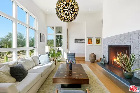 34067 Mulholland Hwy, Malibu, CA 90265
