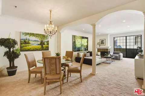 930 N Doheny Dr #308, West Hollywood, CA 90069
