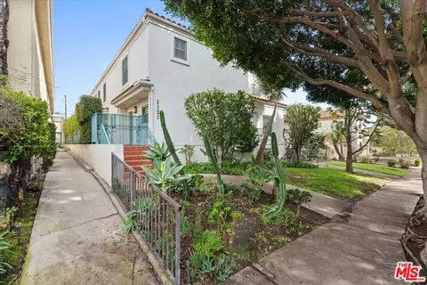 1121 Princeton St #5, Santa Monica, CA 90403