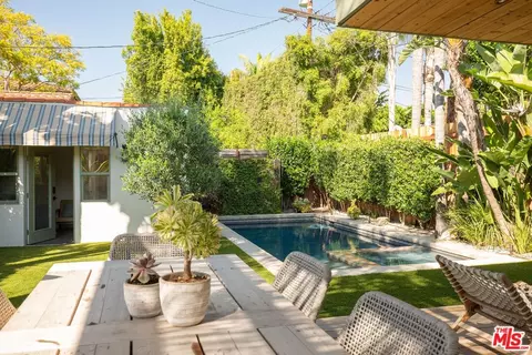 8215 Clinton St, Los Angeles, CA 90048