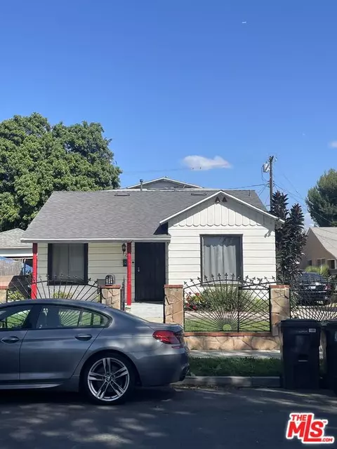 247 E 67th Way, Long Beach, CA 90805
