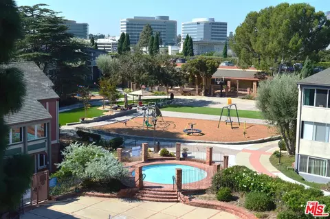 6425 Green Valley Cir #300, Culver City, CA 90230