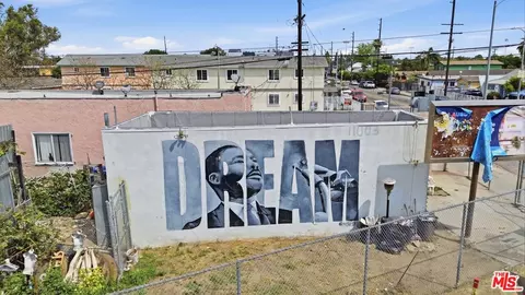 11003 Compton Ave, Los Angeles, CA 90059